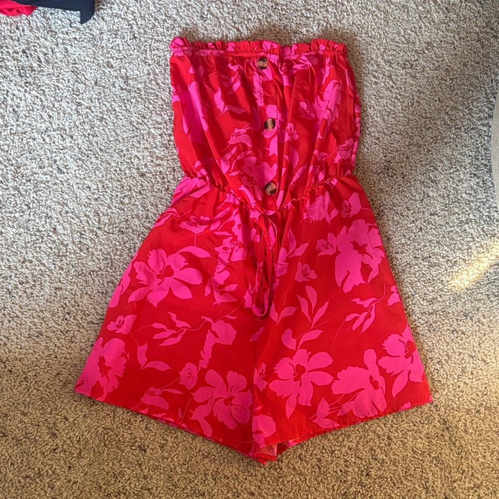 Floral Red and Pink Women's Shorts